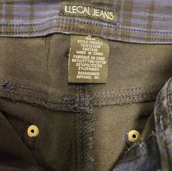 ILLEGAL JEANS Plaid Skinny - Picture 5 of 5